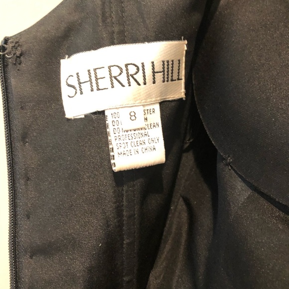 Sherri Hill gown  black satin size 6-8 - Picture 5 of 7